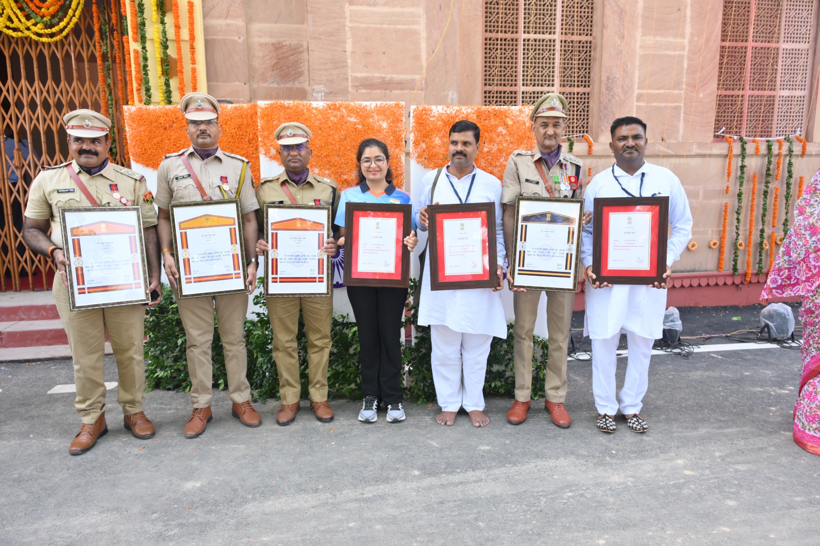 Shrishti Arora with Chief Minister